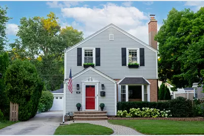 543 S Dunton Avenue, Arlington Heights, IL 60005 - Photo 1