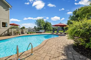 2307 Red Oak Ln, Johnsburg, IL 60051 - Photo 39