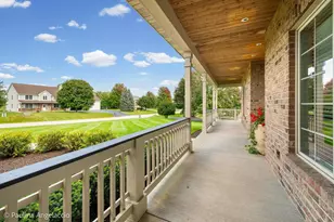 2307 Red Oak Ln, Johnsburg, IL 60051 - Photo 7