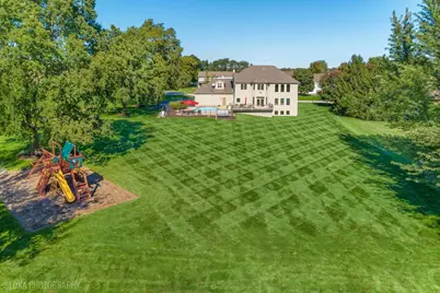 2307 Red Oak Lane, Johnsburg, IL 60051 - Photo 3