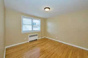 2609 W Fitch Ave, Chicago, IL 60645 - Photo 7