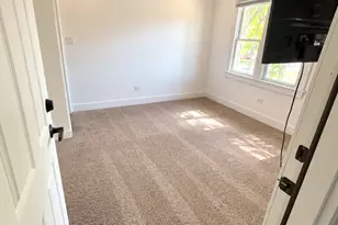 10224 S Princeton Ave, Chicago, IL 60628 - Photo 3