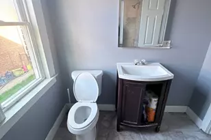 10224 S Princeton Ave, Chicago, IL 60628 - Photo 9