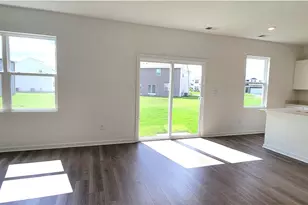2253 Cobble Spgs Dr, Wonder Lake, IL 60097 - Photo 7