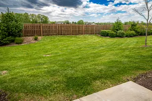 2049 Stuttle Rd, Batavia, IL 60510 - Photo 17