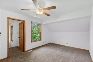 722 Shepard Ct, Gurnee, IL 60031 - Photo 13