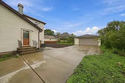 8937 McVicker Avenue, Oak Lawn, IL 60453 - Photo 3