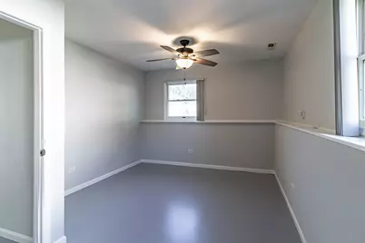 103 Hickory Drive, Lindenhurst, IL 60046 - Photo 25