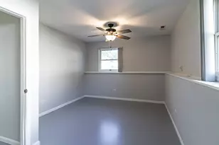 103 Hickory Dr, Lindenhurst, IL 60046 - Photo 25