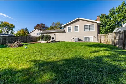 103 Hickory Drive, Lindenhurst, IL 60046 - Photo 31
