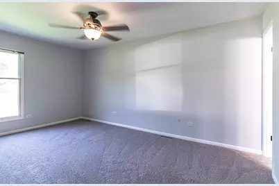103 Hickory Drive, Lindenhurst, IL 60046 - Photo 13
