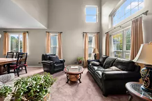539 Capital Ln, Gurnee, IL 60031 - Photo 3
