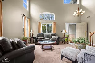 539 Capital Ln, Gurnee, IL 60031 - Photo 7