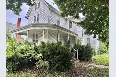 203 W Locust Street, Canton, IL 61520 - Photo 1