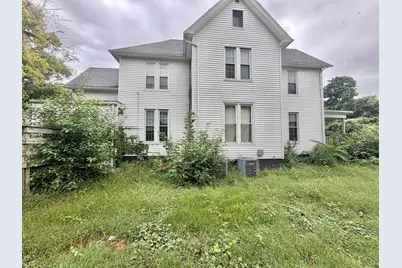 203 W Locust Street, Canton, IL 61520 - Photo 11