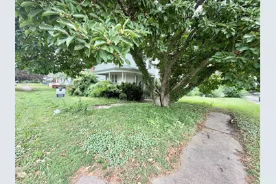 203 W Locust Street, Canton, IL 61520 - Photo 13