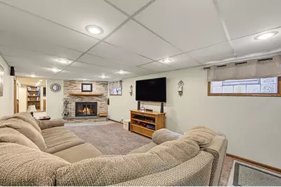11629 S Avenue J, Chicago, IL 60617 - Photo 23