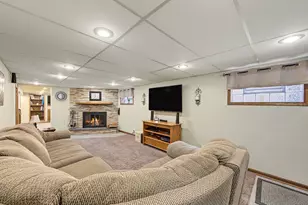 11629 S Ave J, Chicago, IL 60617 - Photo 23
