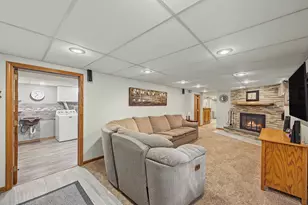 11629 S Ave J, Chicago, IL 60617 - Photo 21