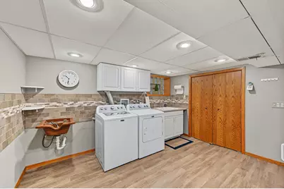 11629 S Avenue J, Chicago, IL 60617 - Photo 25