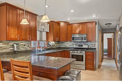 11629 S Avenue J, Chicago, IL 60617 - Photo 19