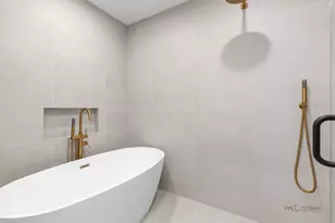 [Address not provided], Lake Forest, IL 60045 - Photo 37