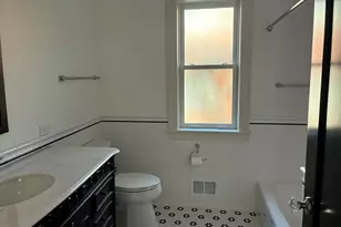10611 S Claremont Ave, Chicago, IL 60643 - Photo 7
