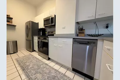 2600 N Southport Avenue #202, Chicago, IL 60614 - Photo 3