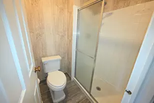 928 Surrey Dr, Schaumburg, IL 60193 - Photo 9