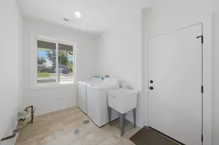 10718 S Worth Ave, Worth, IL 60482 - Photo 17