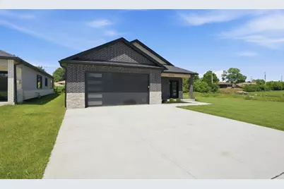 10718 S Worth Avenue, Worth, IL 60482 - Photo 3