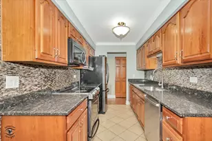 1400 N Elmhurst Rd, Mount Prospect, IL 60056 - Photo 11