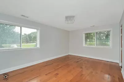 1400 N Elmhurst Road #119, Mount Prospect, IL 60056 - Photo 17