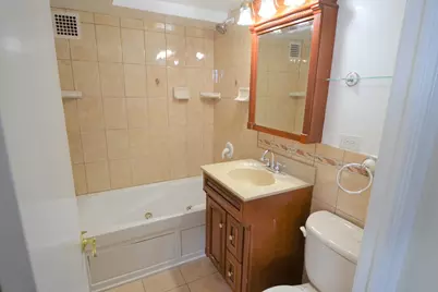 4180 N Marine Drive #1405, Chicago, IL 60613 - Photo 15