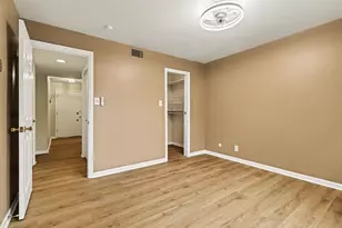 3001 Heritage Dr, Joliet, IL 60435 - Photo 9
