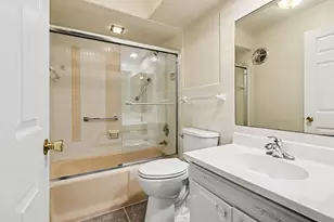 3001 Heritage Dr, Joliet, IL 60435 - Photo 11