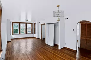 7951 S Clyde Ave, Chicago, IL 60617 - Photo 15