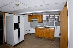 7951 S Clyde Ave, Chicago, IL 60617 - Photo 41