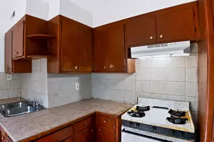 7951 S Clyde Ave, Chicago, IL 60617 - Photo 13