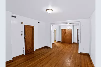 7951 S Clyde Avenue, Chicago, IL 60617 - Photo 7