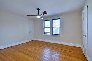 2726 S 60th Ct, Cicero, IL 60804 - Photo 17