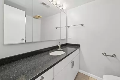 2525 Wellington Court #302, Evanston, IL 60201 - Photo 15