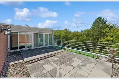 2525 Wellington Court #302, Evanston, IL 60201 - Photo 23