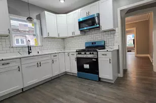 97 Bellwood Ave, Bellwood, IL 60104 - Photo 7