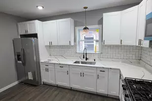 97 Bellwood Ave, Bellwood, IL 60104 - Photo 9