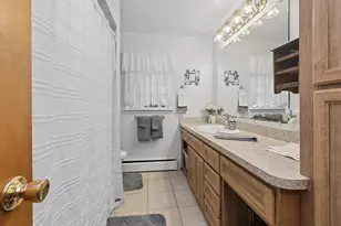 901 E 1st St, Lockport, IL 60441 - Photo 19