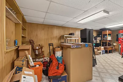 901 E 1st Street, Lockport, IL 60441 - Photo 21