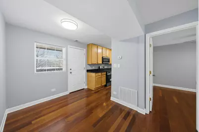 1937 W Pratt Boulevard #2N, Chicago, IL 60626 - Photo 5