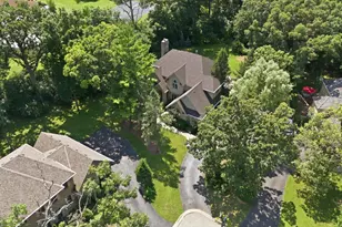 2523 Forest Ct, Lindenhurst, IL 60046 - Photo 3