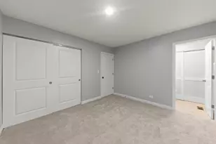 7795 Sherwood Cir S, Hanover Park, IL 60133 - Photo 17